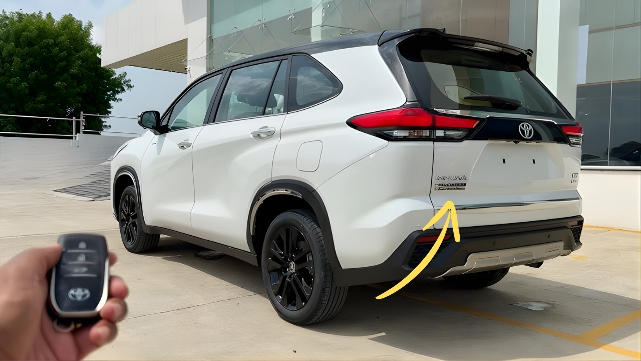 Toyota Innova Hycross